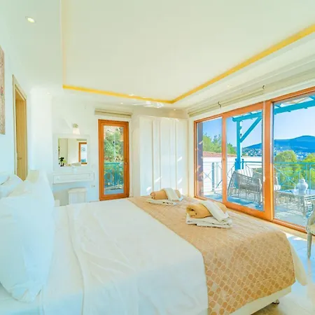 Olivia Βίλα Κας